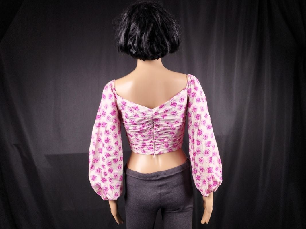 Zara Blusen: ZARA Cropped Bluse Gr. XS – Gebraucht aus Schübelbach von Restwert_Schubelbach 2