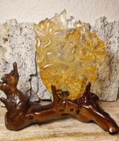Golden Healer Glücksfüchse auf Holzstand