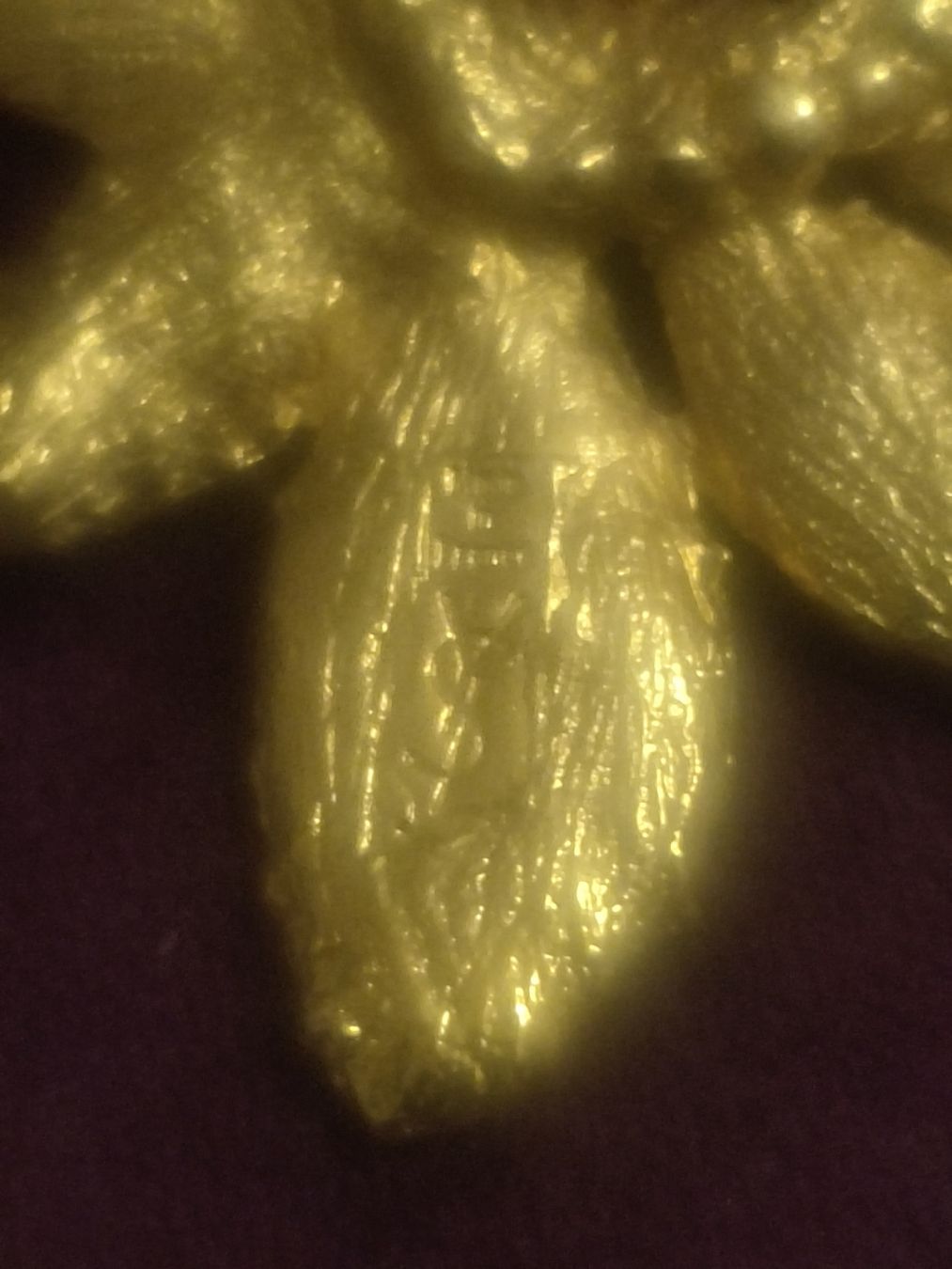Saint Laurent Ciondoli: bijoux pendentif Yves Saint Laurent  – Usato da Pampigny venduto da Nathbn 1