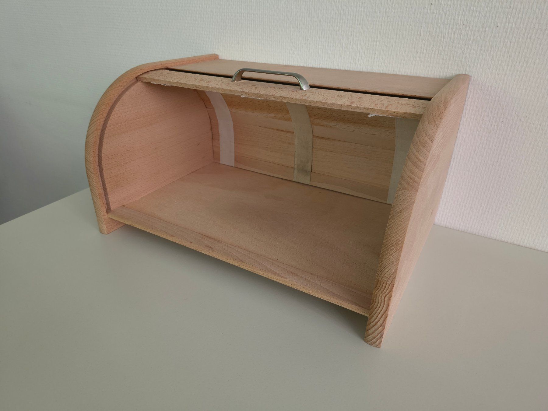 Contenitori & Simili: Brotkasten Holz mit Rolladen, neuwertig – Usato da Gebenstorf venduto da Mar-imH25 1