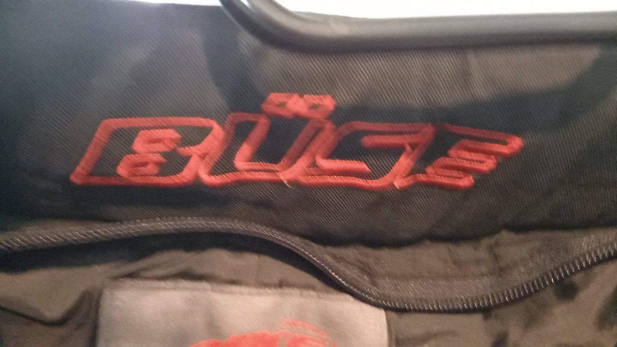 Pantaloni: Motorradhose Büse Damen Grösse 38 mit Protektoren – Usato da Murten venduto da Cheri23 5