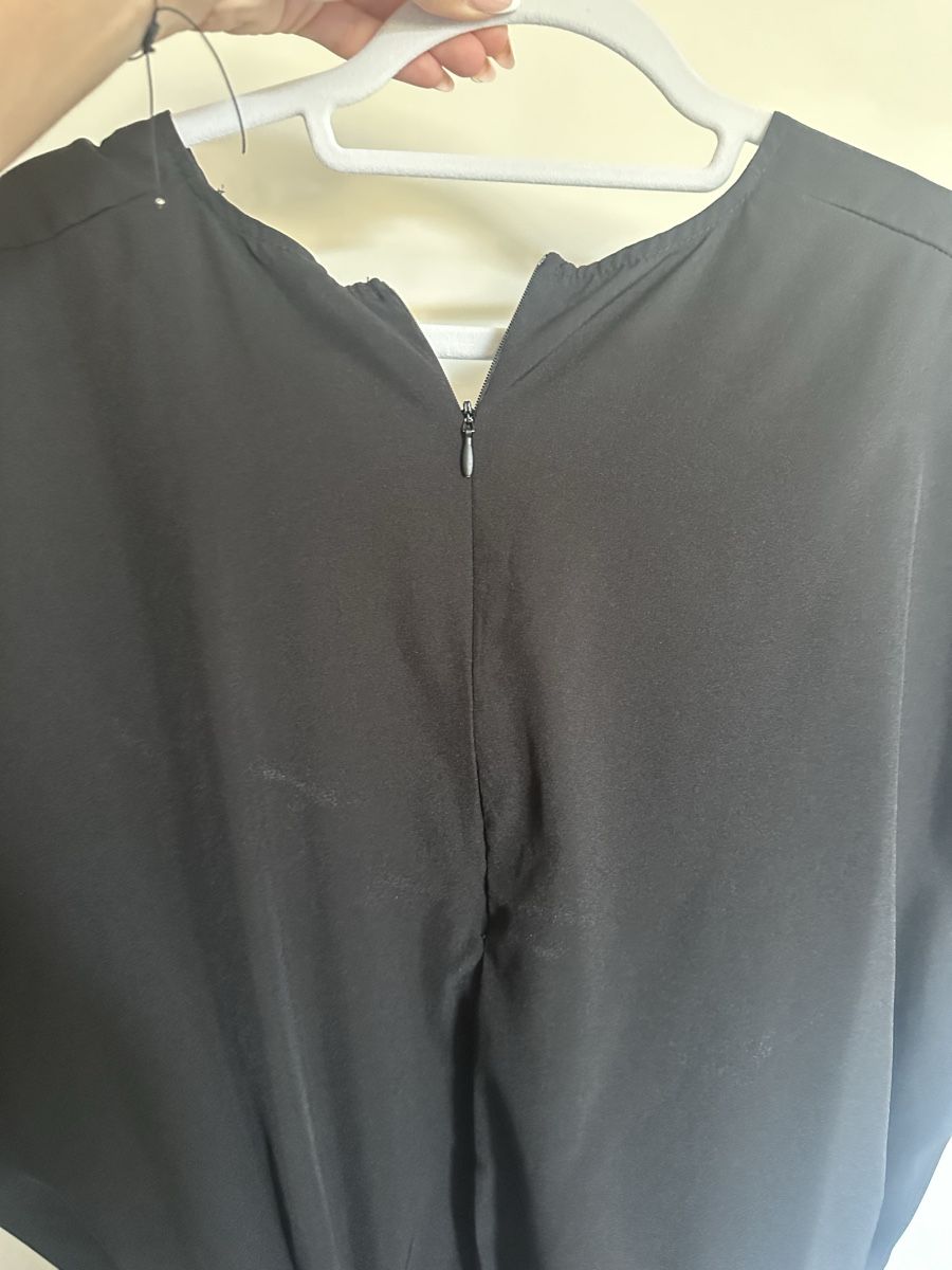 Jumpsuits: Schwarzer Jumpsuit mit Gummizug in der Taille Grösse M – Gebraucht aus Reinach BL von Alles_muss_weg00 4
