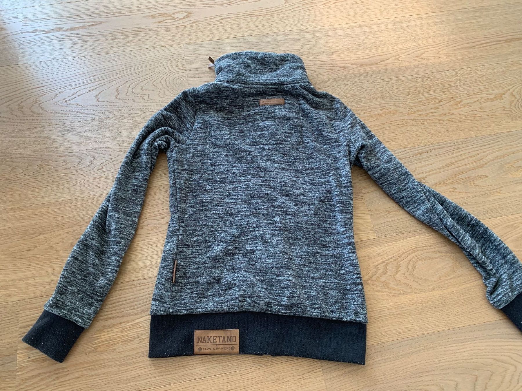 Naketano Jacken: Fleece Jacke Naketano dunkelgrau Gr. XS – Gebraucht aus Signau von stalder-langenegger 2