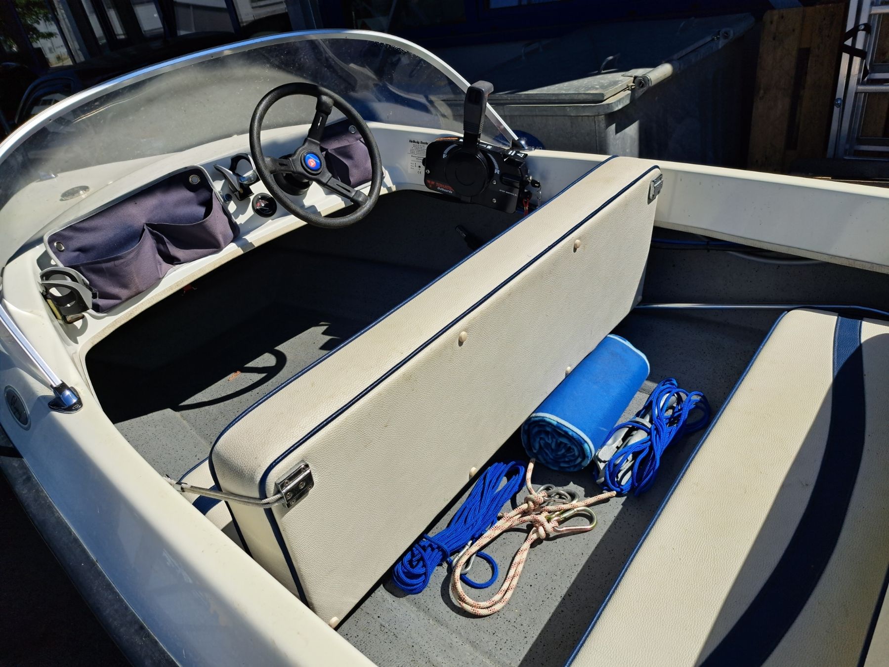 Hellwig Barche: Motorboot Hellwig / Olymp, Jg. 5.2011 – Usato da Thun venduto da Stegu82 4