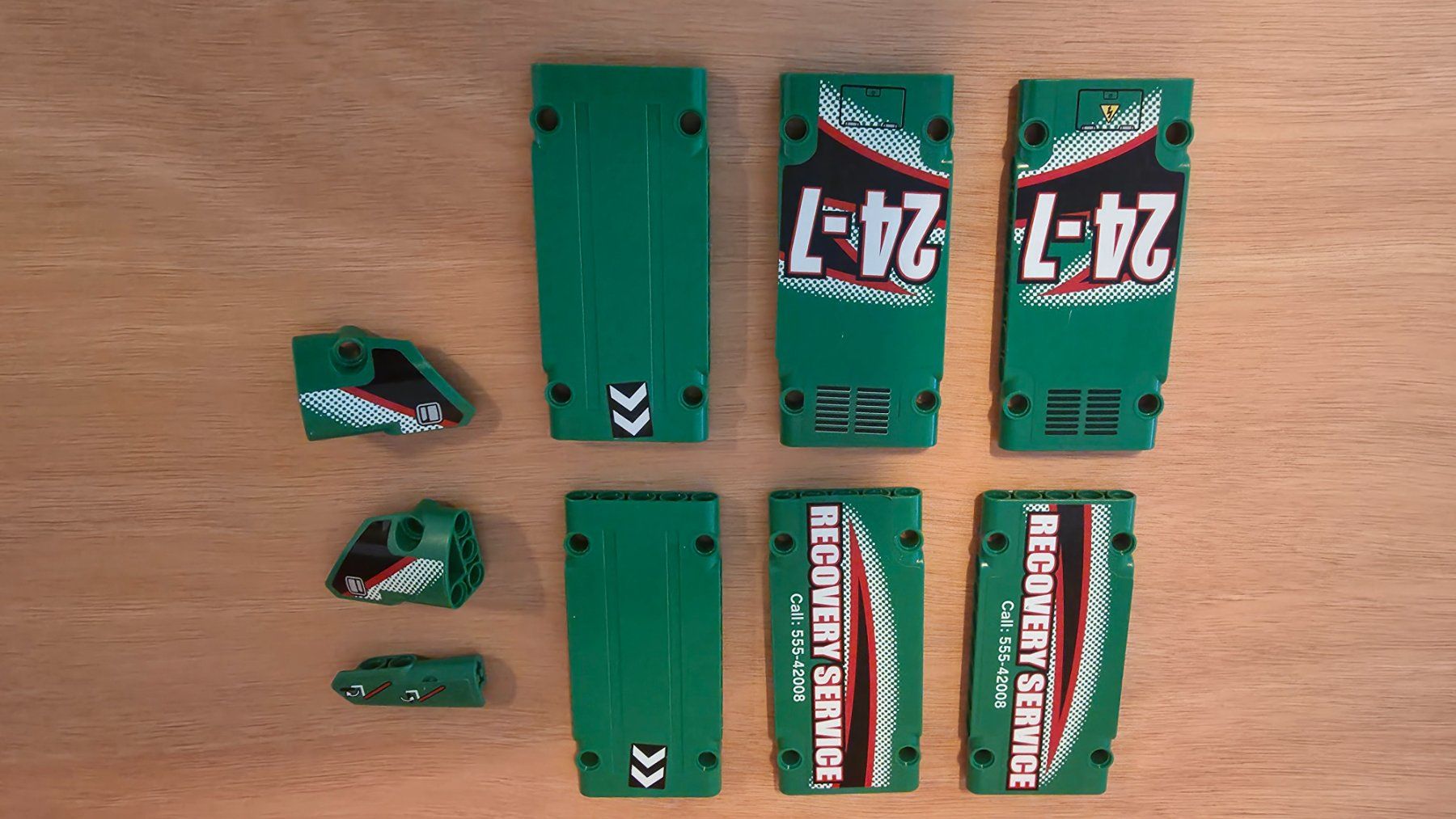 Lego Kit di costruzioni: Lego Technik Panel 42008 Abschlepp-Truck Verschalung – Usato da Malters venduto da mat_6102