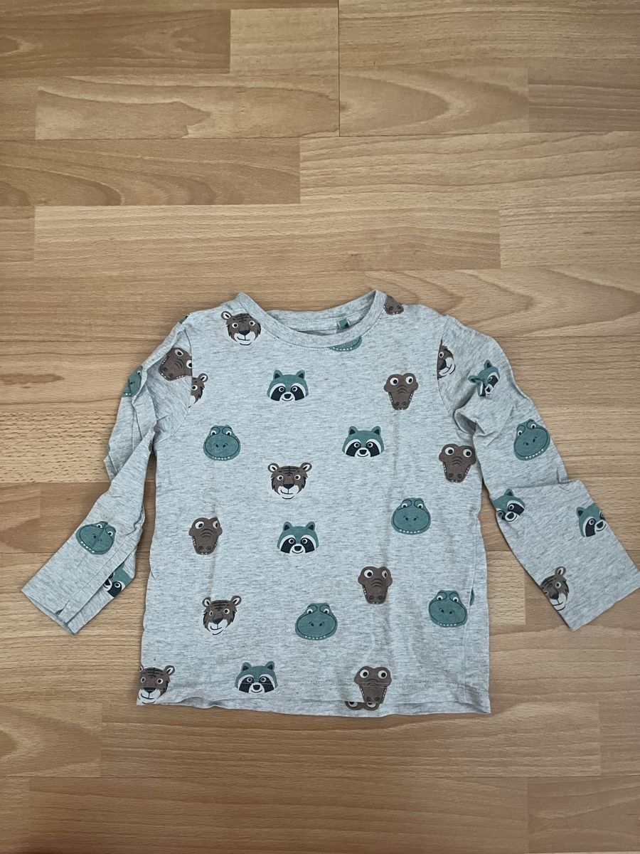 C&A Maglioni & Felpe: Langarmshirt, Gr. 104, C&A – Usato da Zürich venduto da jmg_8005