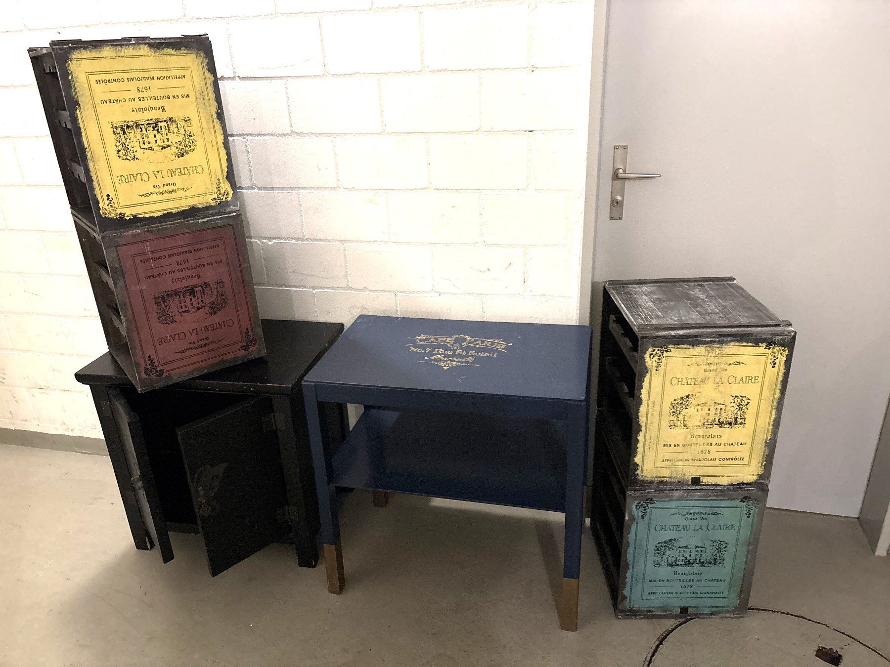 Cassettiere: LOT Kommode mit Ablagetisch und Weinregal zusammen – Usato da Glattbrugg venduto da Ariel012 5