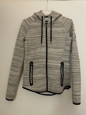 🩶Trainingsjacke Superdry🩶