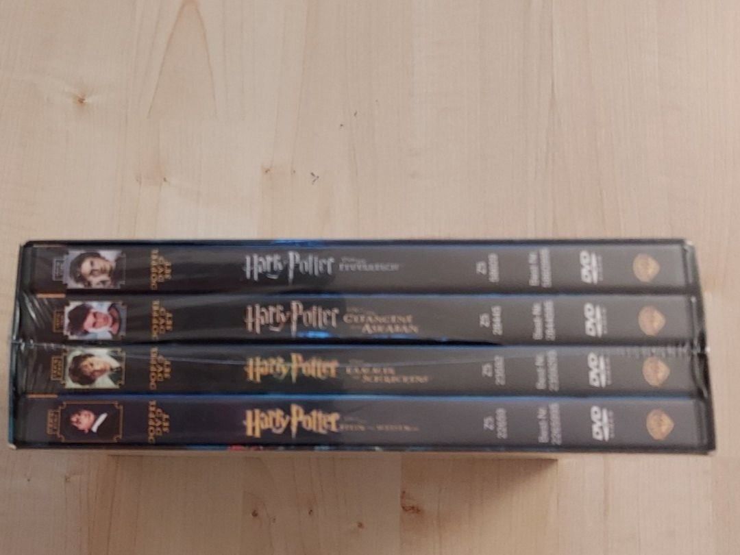 Tutti i DVDs: Harry Potter Box 1-4 (8 DVDs) Orginalver – Nuovo e nell'imballaggio originale da Kölliken venduto da arwen6 2