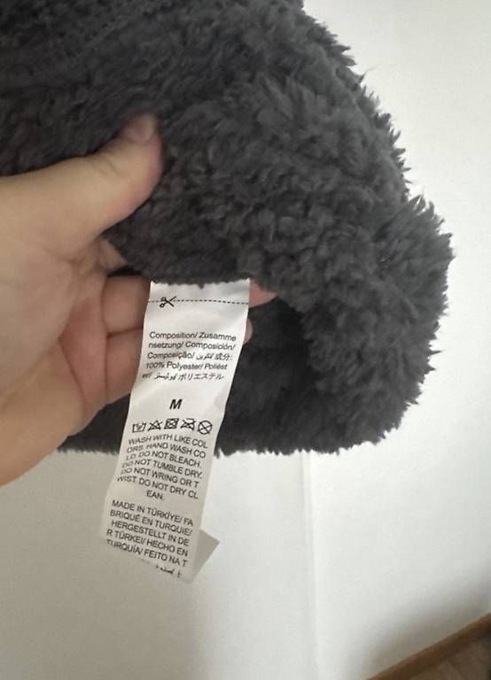 Giacche: Warme, graue Teddy Jacke, Grösse M – Usato da Brüttisellen venduto da Ariana-24 1