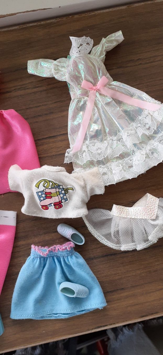 Puppen: Barbie Skipper 1980er Lot mit Kleidung – Gebraucht aus Mörschwil von lindaswunderkiste 5