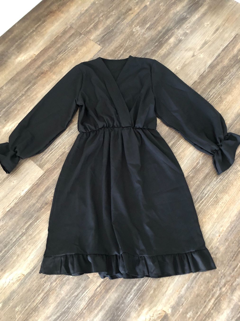 Vestiti: Kleid – Nuovo (secondo la descrizione) da Emmen venduto da ama_8wmn 3