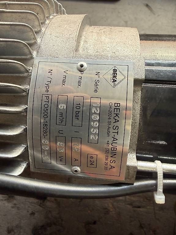 Compressori: 80 Volt Kompressor, 2 Zylinder, Druckluftbremse – Usato da Wauwil venduto da Patrol789 1
