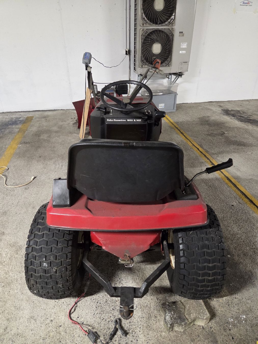 Tagliaerba: Traktor Rasenmäher – Usato da Uster venduto da Bucher20 3