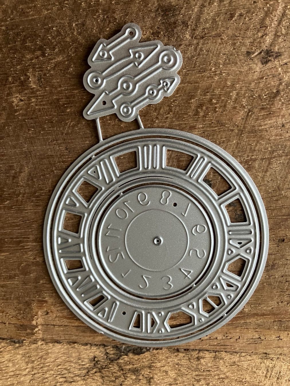 Sciablone: Neues Stanzschablonenset Uhr – Nuovo e nell'imballaggio originale da Effretikon venduto da wenuss 4