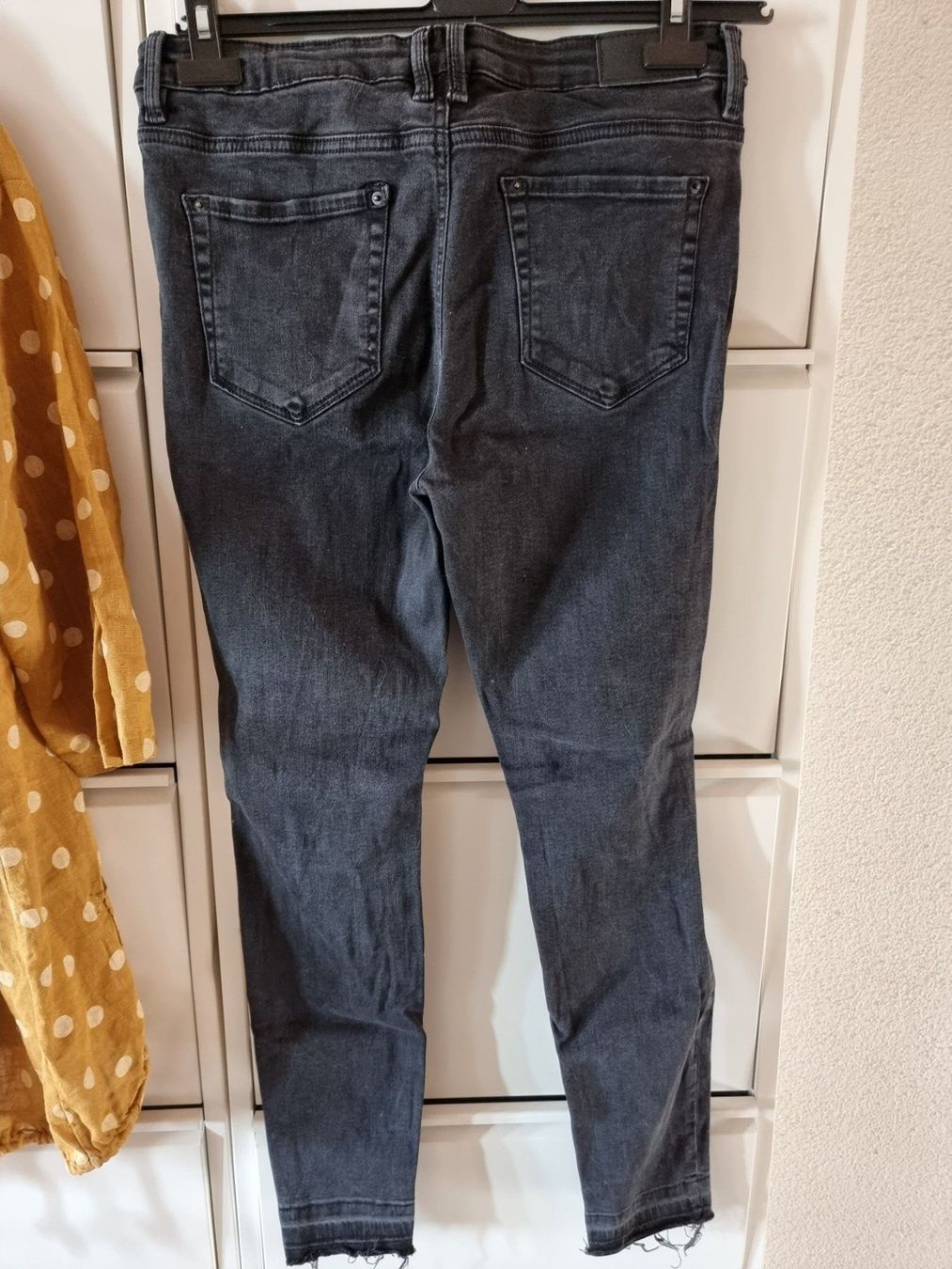 Jeans: Super High Waist Jeans – Usato da Rupperswil venduto da greenangel4 3