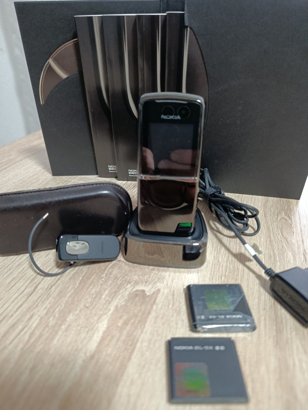 Nokia Telefoni cellulari / Smartphones: Nokia 8800 Sirocco – Usato da St. Gallen venduto da Dex2 7