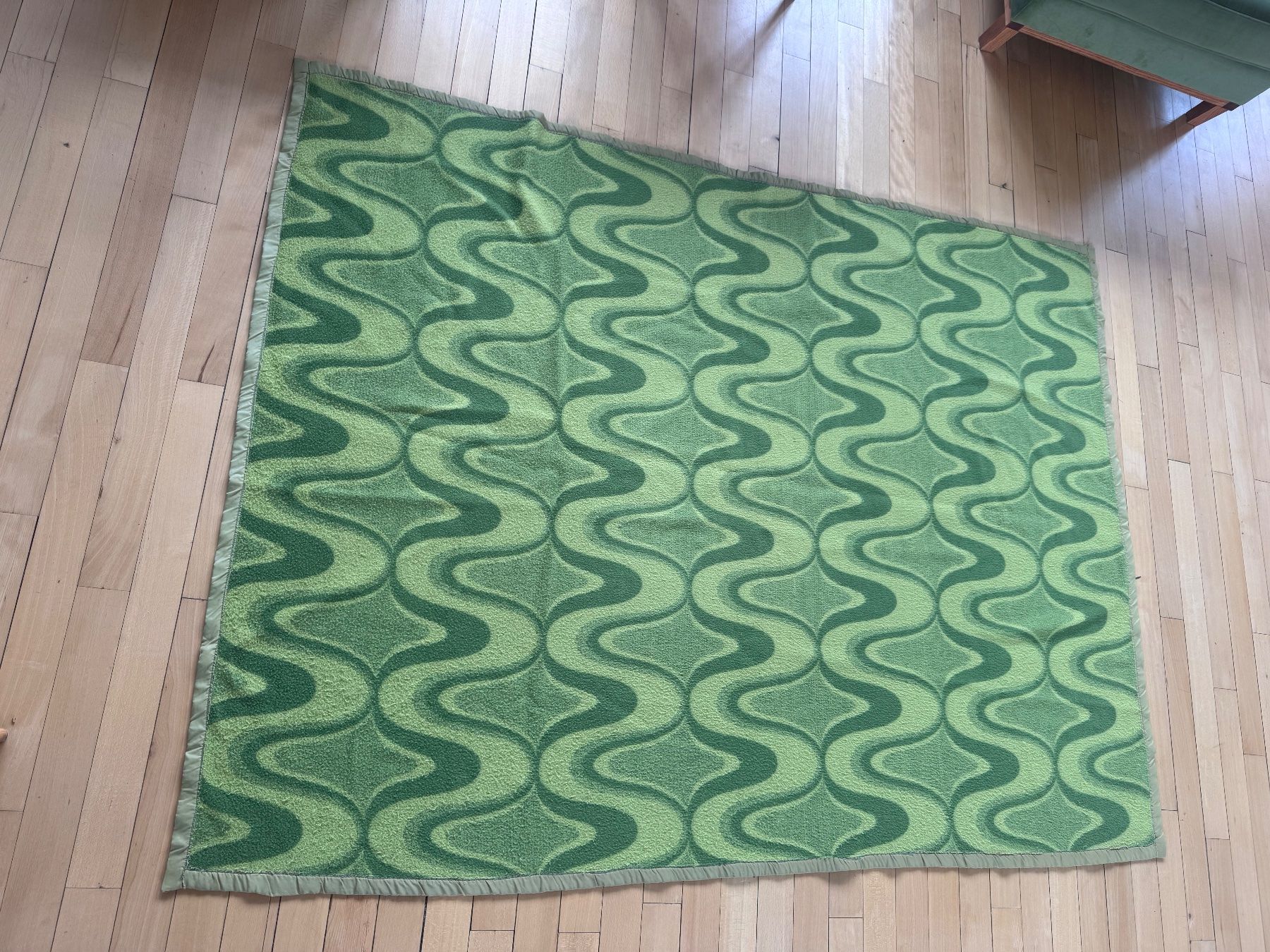 Decken: Coole 1970er Jahre Decke – Gebraucht aus hittnau von Kunstkopf