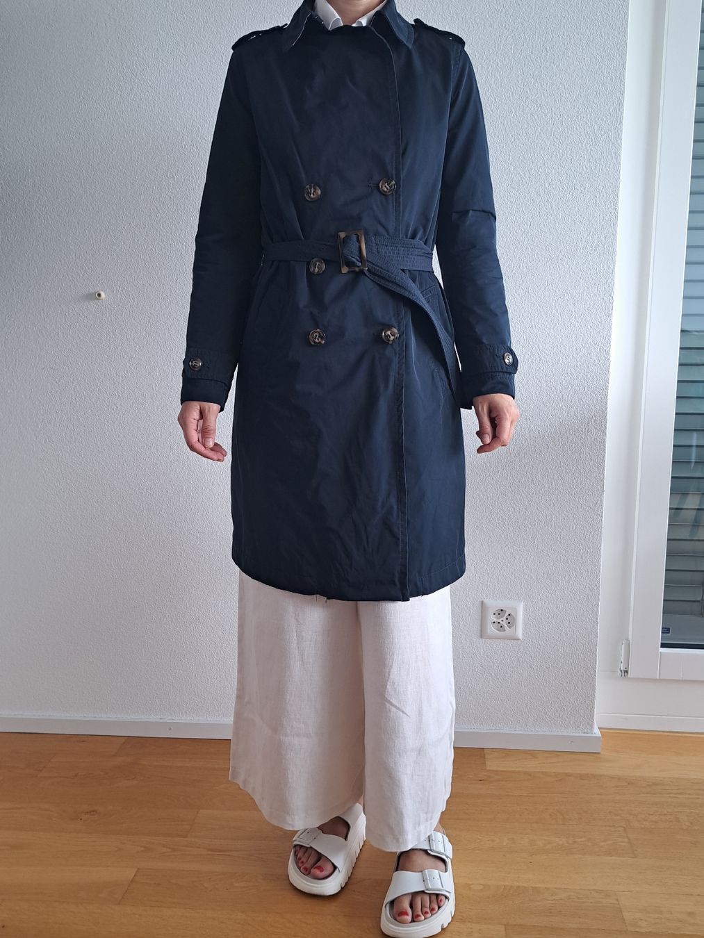 Benetton Cappotti: Benetton Regenmantel blau navy – Usato da Männedorf venduto da eli_y5vn