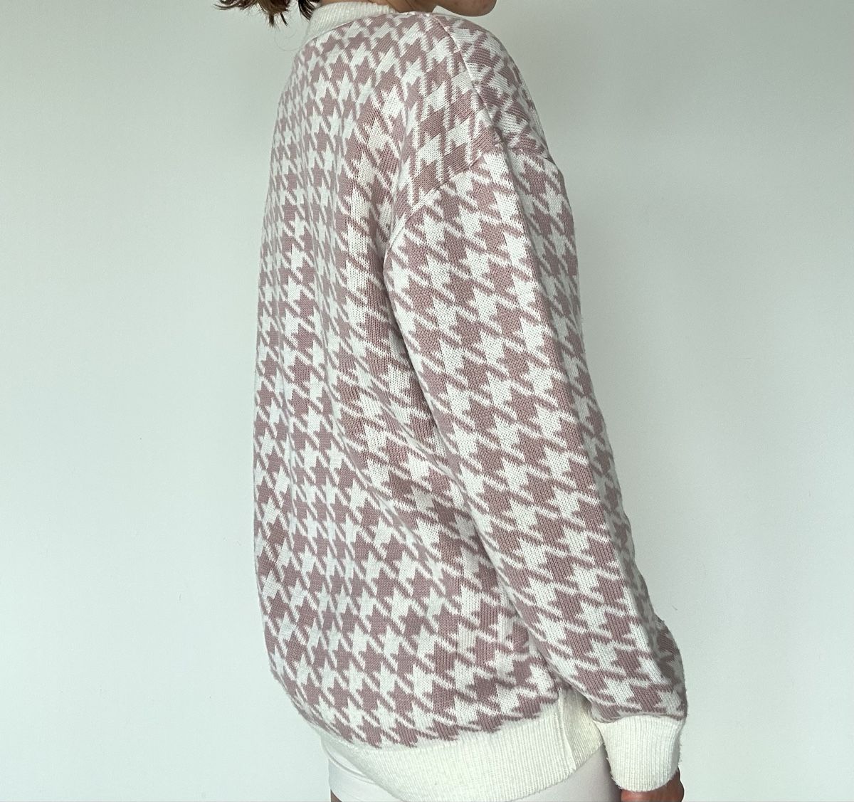 Maglioni & Felpe: Kuscheliger Strickpullover in Rosa-weiss – Usato da Uzwil venduto da Zhenia17 3