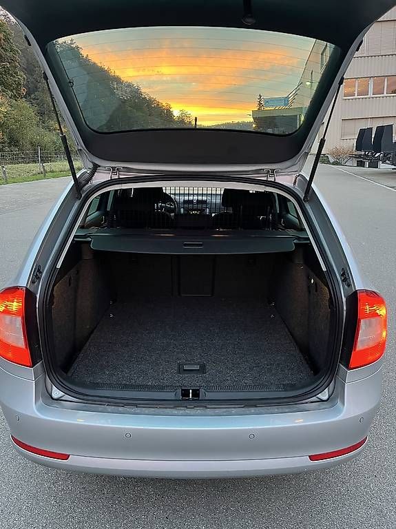 Autos: Skoda Octavia 1.6 TDI – Gebraucht aus Schaffhausen von ada_9p2q 4