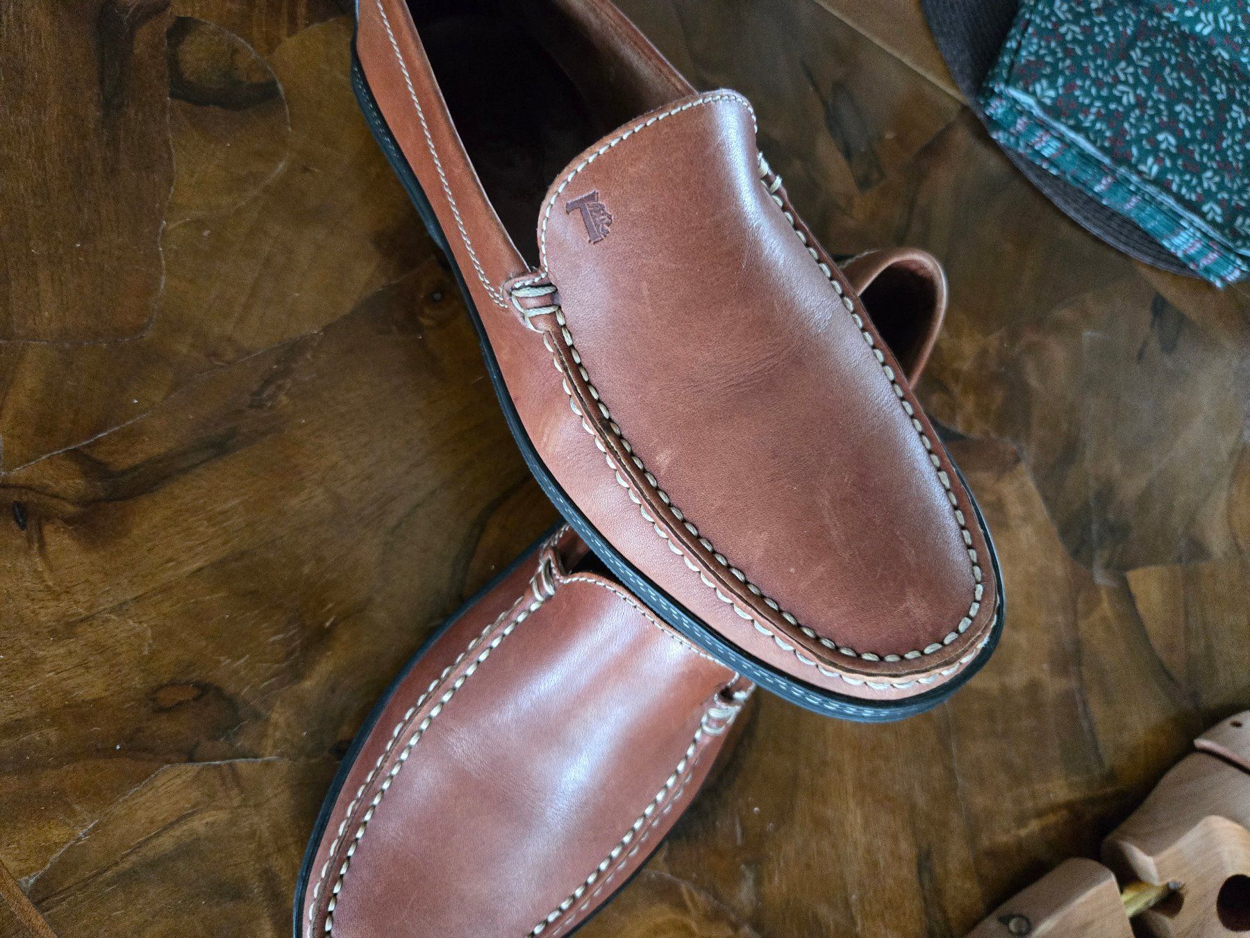 Tod'S Chaussures hommes: TOD'S Herren-Schuh Grösse 43 – D'occasion à Ascona par Topolinowatch