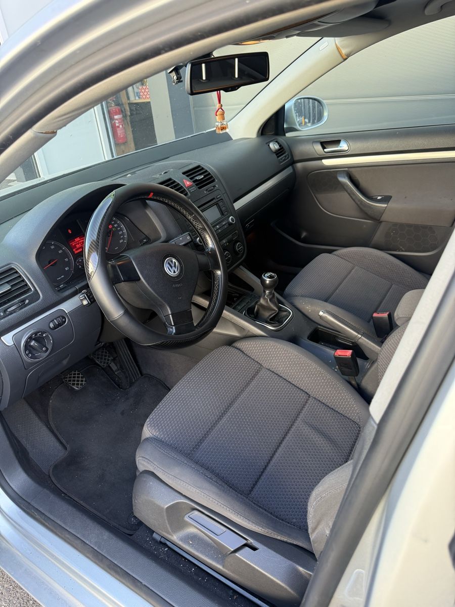 VW Automobili: Vw Jetta 2.0 TFSi – Usato da Uznach venduto da gar_sj6y 3