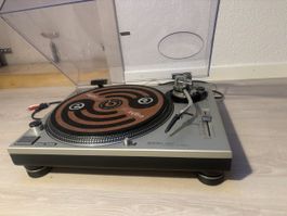 Technics Quartz SL1200 MK2 (2x) with Mixer