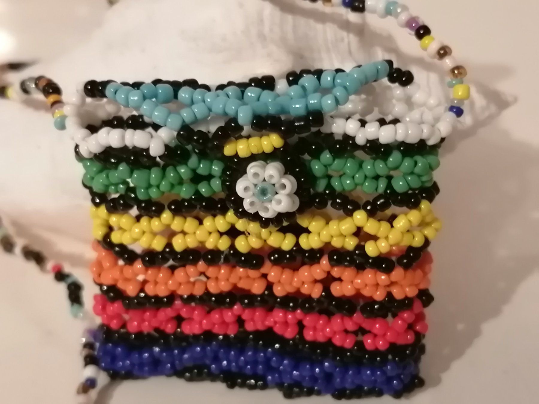 Catenine: Rocalliersperlen Kette mit Täschchen – Usato da Nunningen venduto da mochflo 3