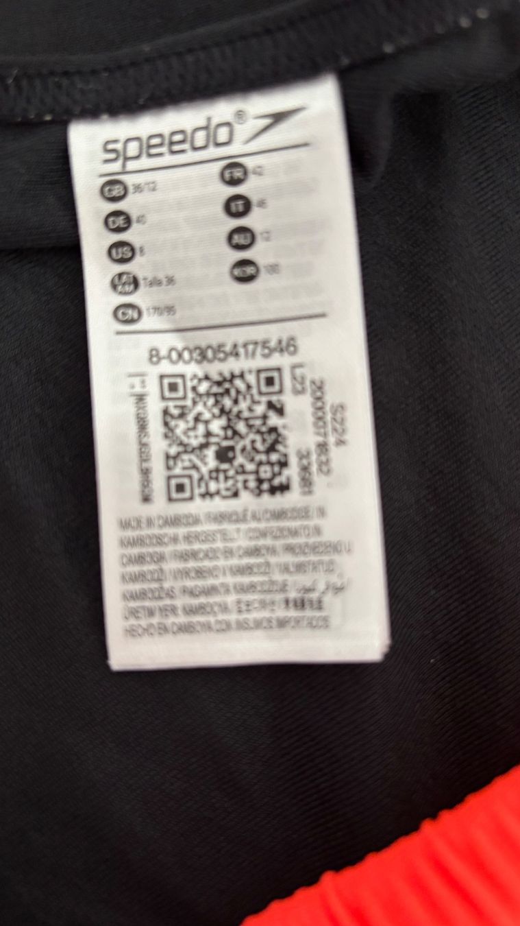 Speedo Costumi da bagno & Bikini: Speedo Badeanzug, Gr. 40, fast neu – Usato da Rieden AG venduto da Ricardeuse 3