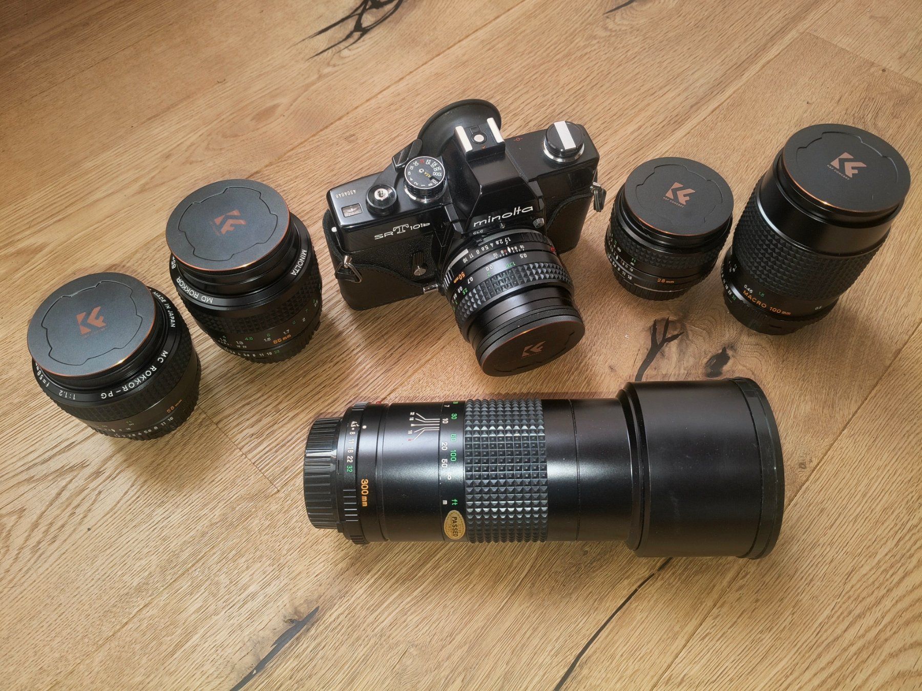Minolta Kamera: Minolta SRT 101b mit top Festbrennweiten – Gebraucht aus Wald ZH von tok
