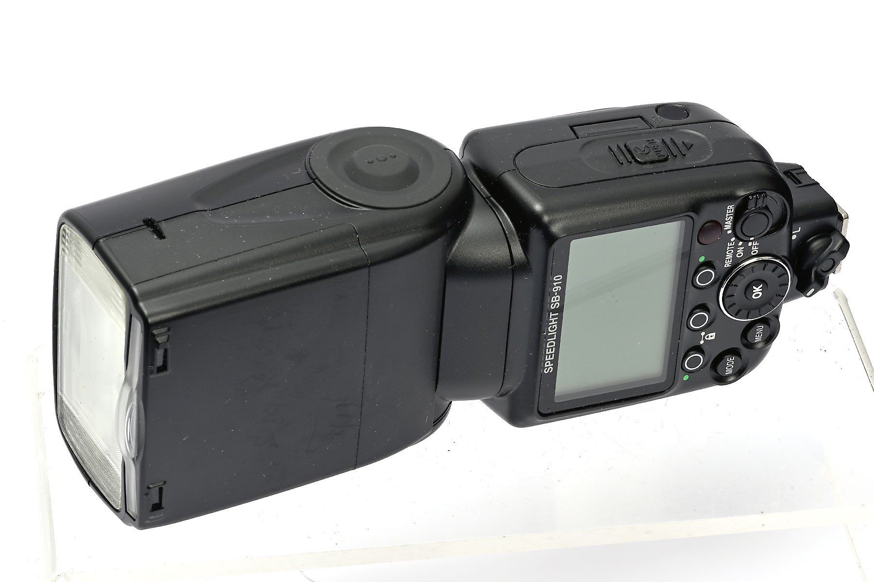 Nikon Flash: NIKON SB 910 AF-Blitzgerät + Zubehör – Usato da Bubendorf venduto da zimmers_creativteam 1