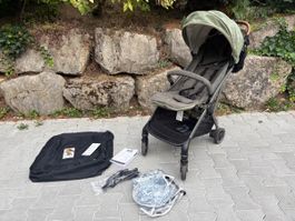 Joie Buggy Kinderwagen olive in gutem Zustand mit Zubehör