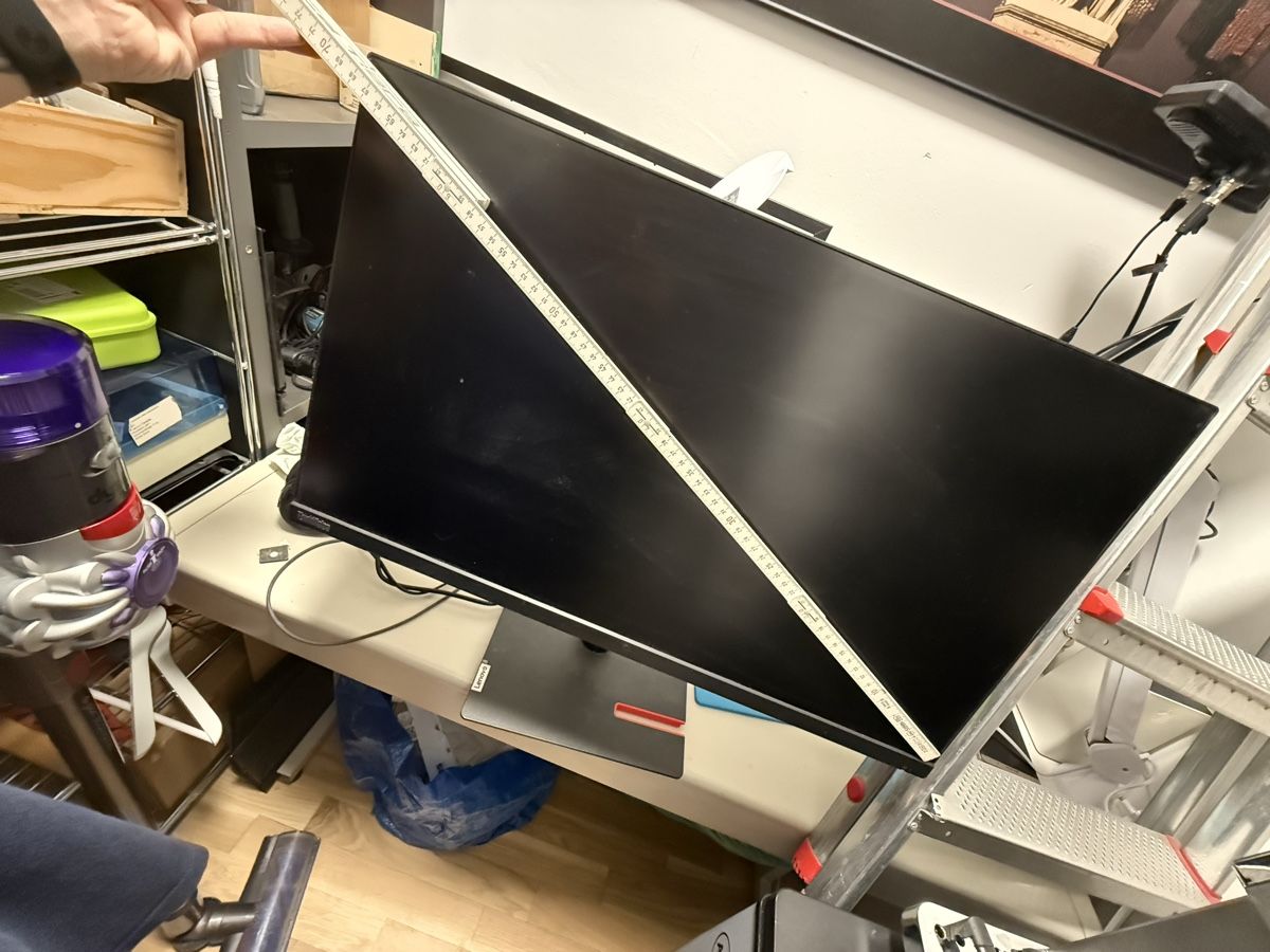 Monitor: Monitor Lenovo ThinkVision schwarz  – Nuovo (secondo la descrizione) da Suhr venduto da Tsmith96 1