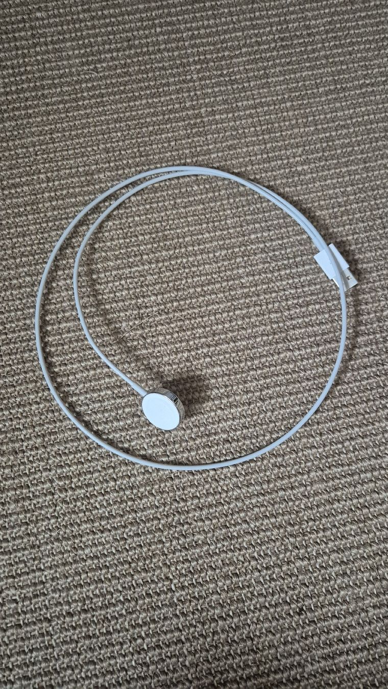 Apple Cavi: Apple Watch Ladekabel magnetisch USB – Usato da St. Gallen venduto da justmeeee