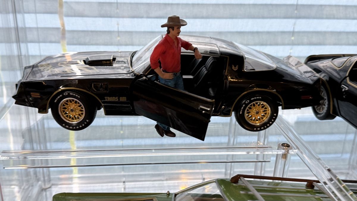 Pontiac Modellini d'auto: Pontiac Firebird Trans Am 1978 1:18 – Nuovo e nell'imballaggio originale da Basel venduto da Zomeg 9