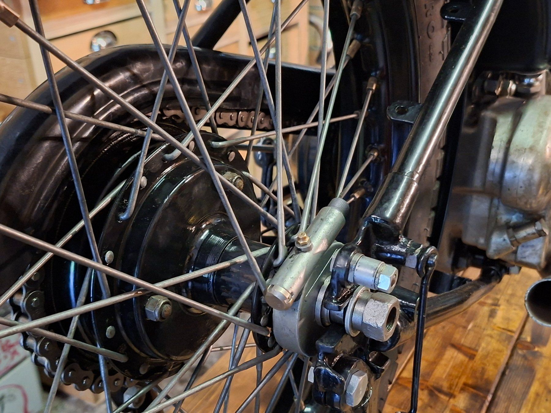 Royal Enfield Strada: Royal Enfield Model G180 1000cc V Twin – Usato da Haslen GL venduto da elrockero 1