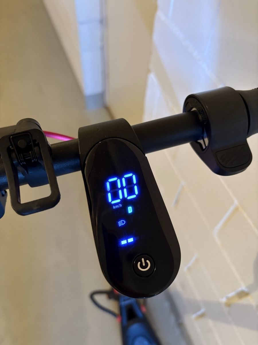 Scooters: E Scooter – Neuf (Voir description) à Bolken par Romeo80 2