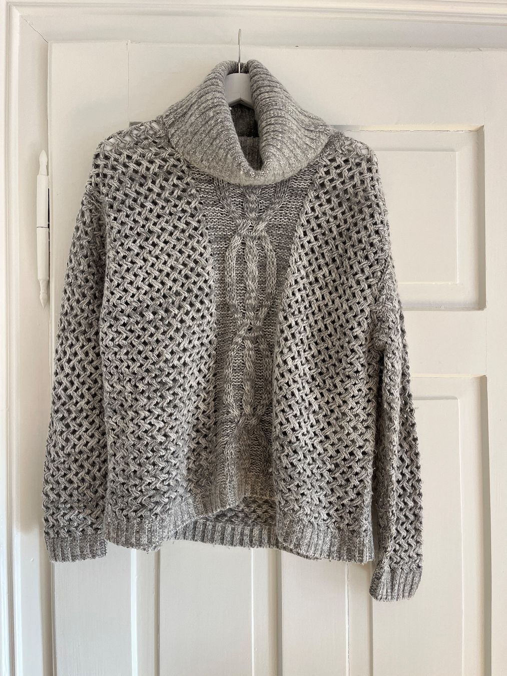 Pullover & Sweatshirts: Rodebjer Pullover Damen Grau Grösse S Wollmix selten – Gebraucht aus Zürich von bretxo 2
