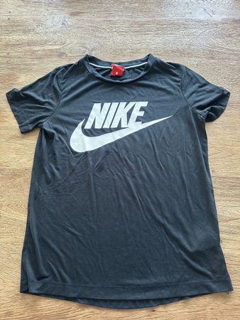 Nike T-Shirt schwarz Damen