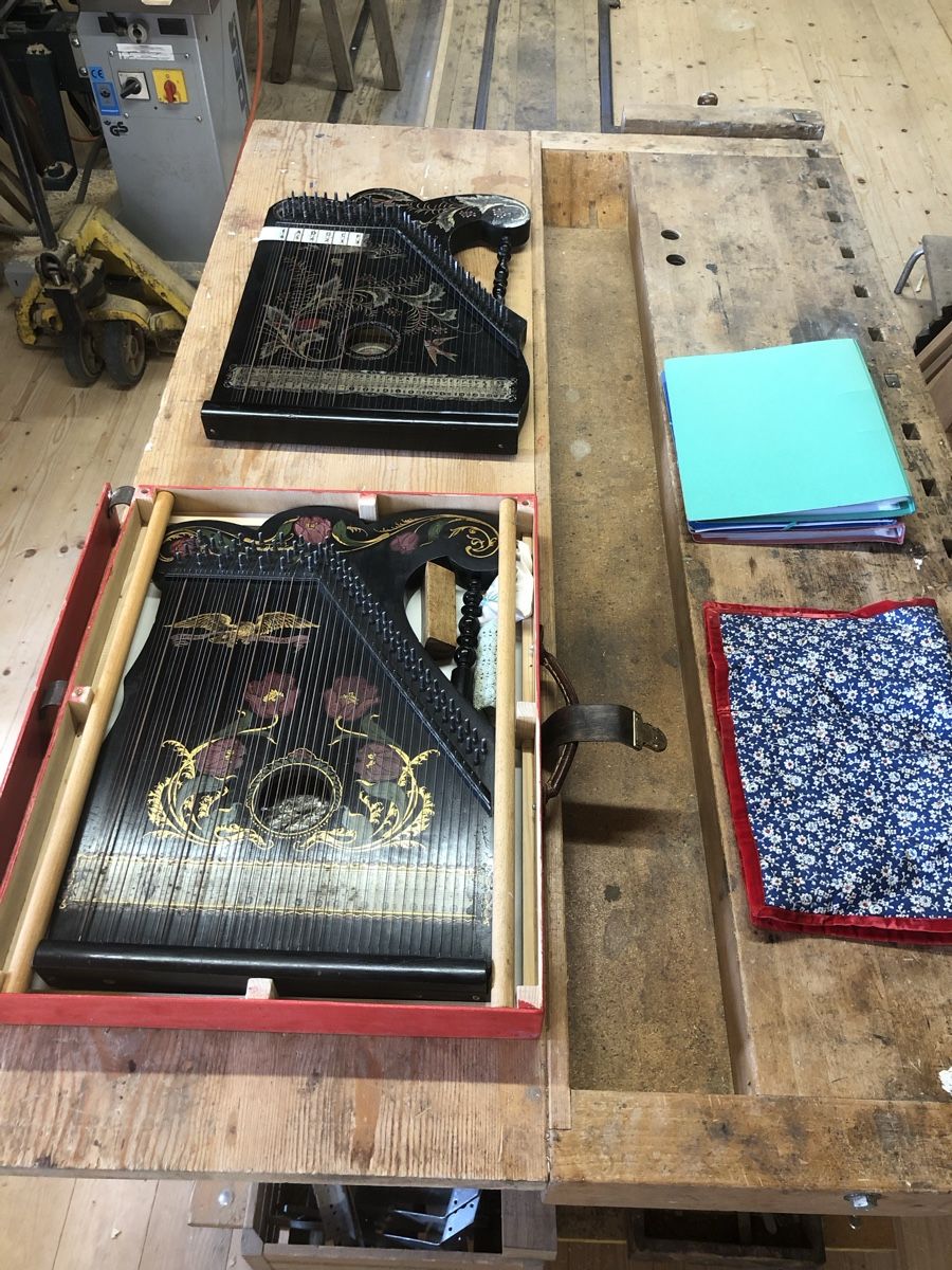 Strumenti musicali: Zither, Musikinstrument – Usato da Hausen am Albis venduto da Niki4y
