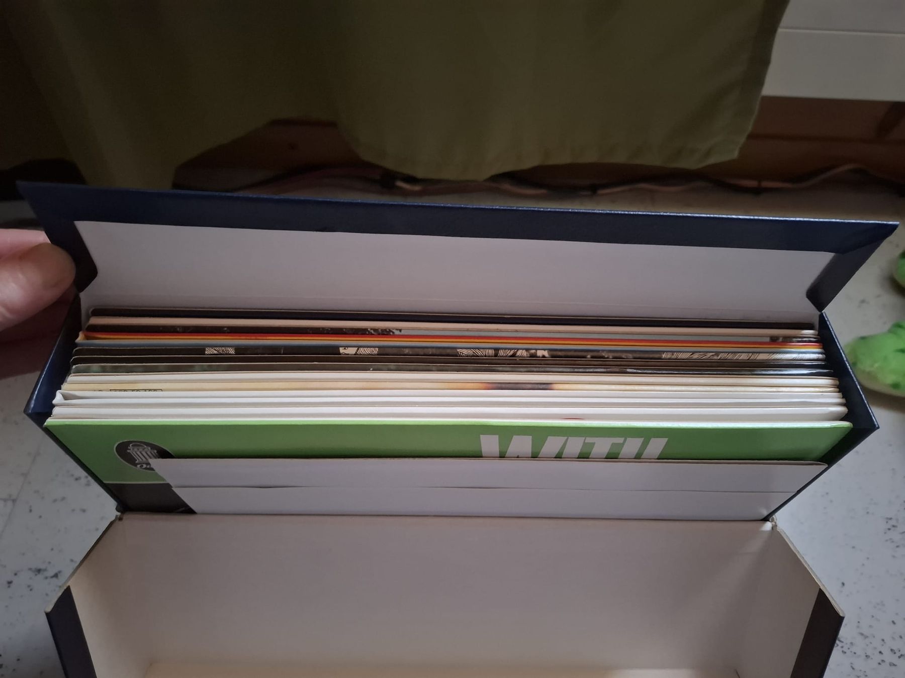 Dischi in vinile: The Beatles Collection ("Blue Box") – Usato da Kandersteg venduto da digginblackpearlz 4