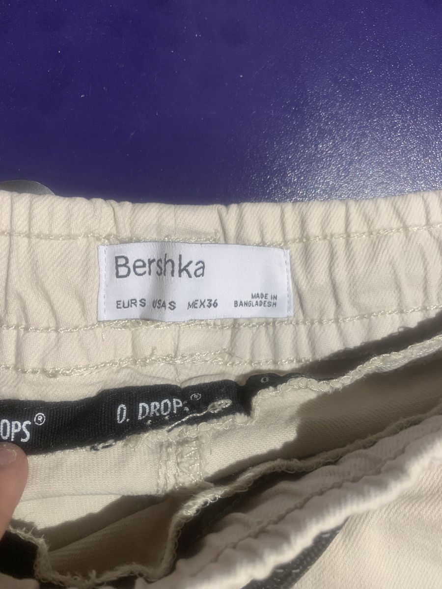 Bershka Pantaloni: Bershka Hosen – Nuovo (secondo la descrizione) da Belp venduto da tim_b9mc 2