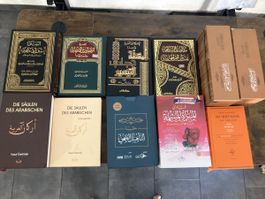 Diverse islamische und arabische Bücher
