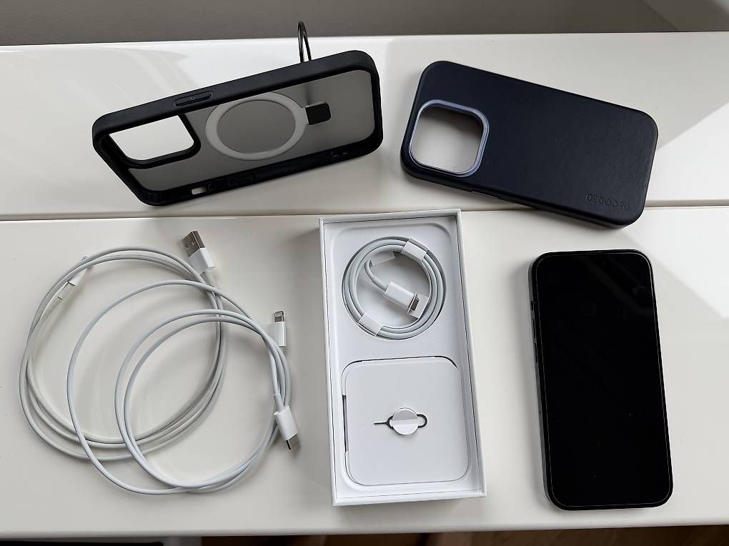 Telefoni cellulari / Smartphones: Iphone 14 pro 256GB space black – Usato da Gisikon venduto da Sterena