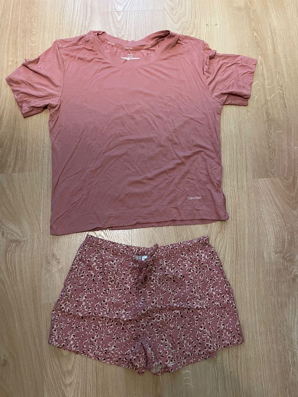 Calvin Klein Negligees & Pyjamas: Calvin Klein Pyjama (Grösse S) – Gebraucht aus ZUFIKON von SULMI01