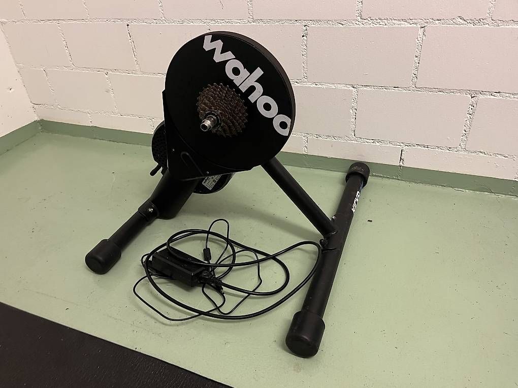 Wahoo Hometrainer: Wahoo Kickr Core - Rollentrainer – Gebraucht aus Dürnten von gmlacher