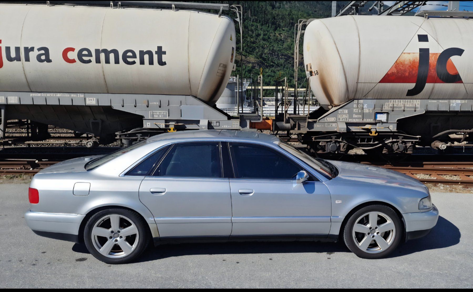 Audi Automobili: Audi S8 D2 – Usato da Visp venduto da mit_der_flex 1