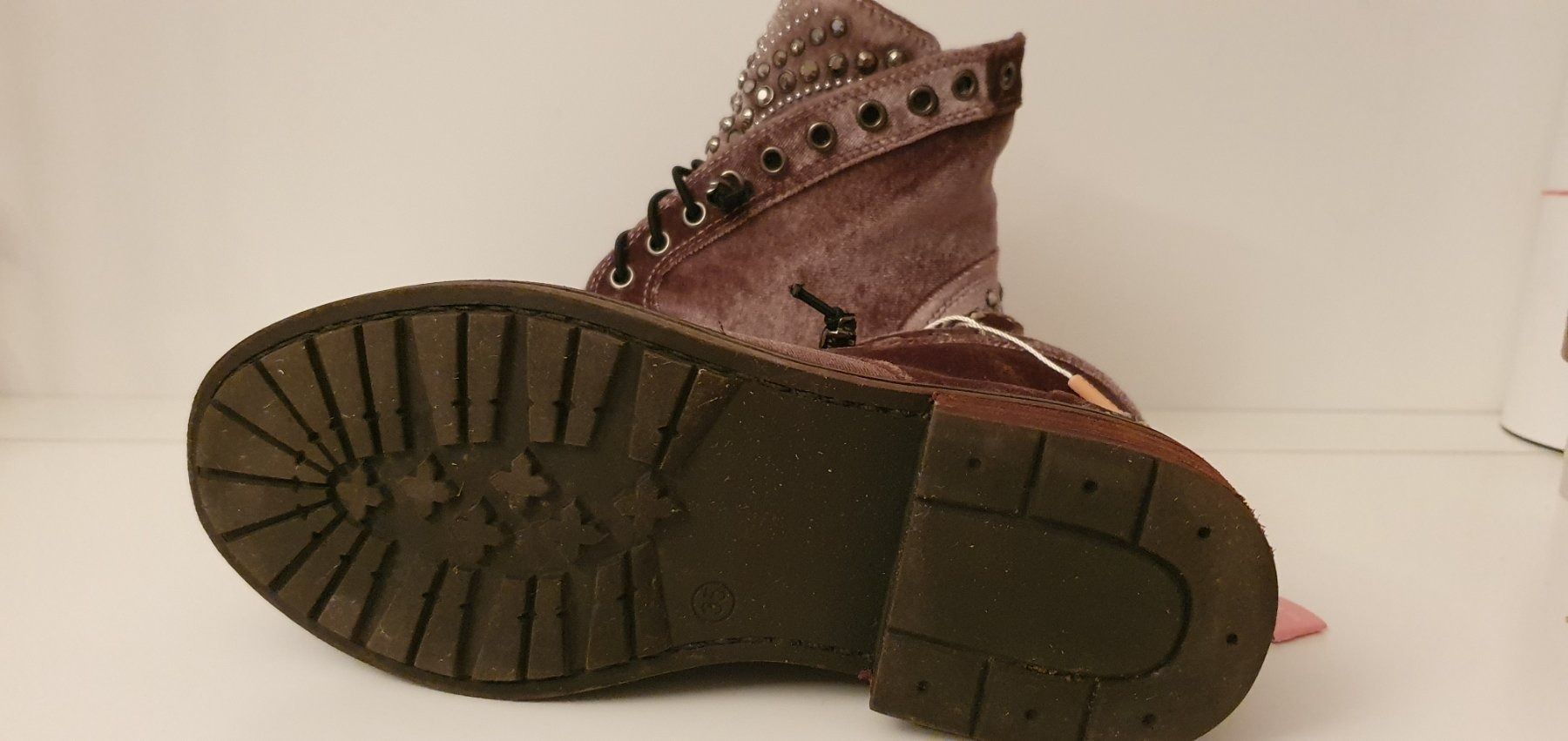 Scarpe da donna: Stiefelette Alma en Pena, Gr 35 Samt – Usato da Stansstad venduto da InStyle8 6