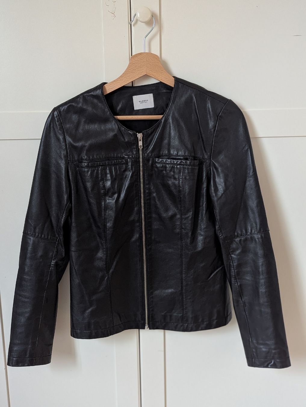 Globus Giacche: Globus Essentials Black 100% Lamb Leather Jacket, Size XS – Usato da Schlieren venduto da maseam